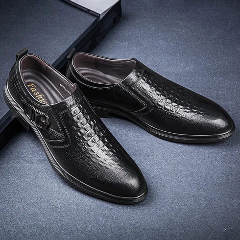 Men's Casual Leather Shoes Comfortable Slip-On Design for Business and Everyday Wear
